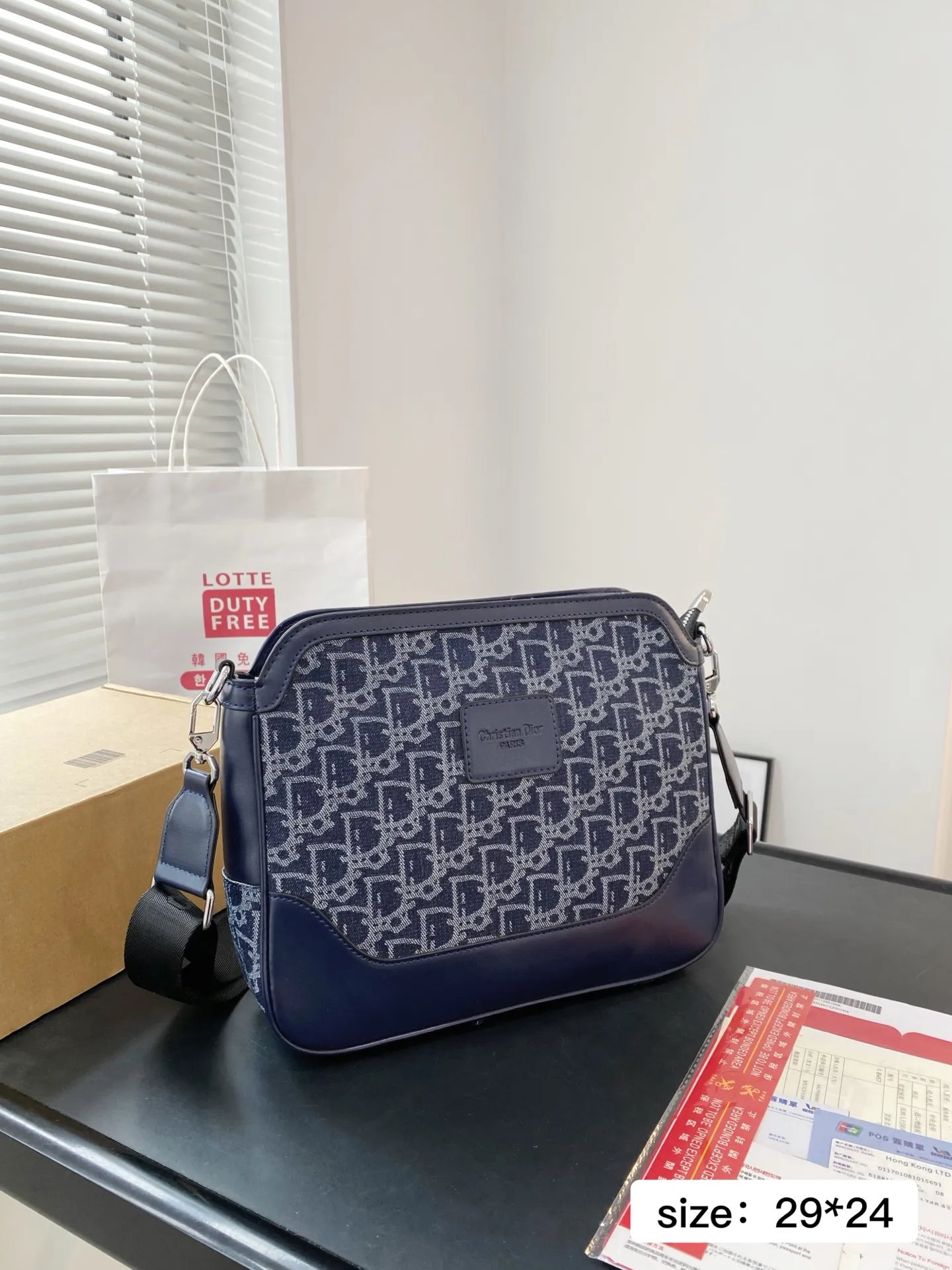 🅿️ 125✅ 尺寸29*24 LV Gucci 蔻驰 迪奥丹宁单肩包 男包 斜挎包 采用经典百搭 实物拍摄 原厂原版面料 高端品质 0215