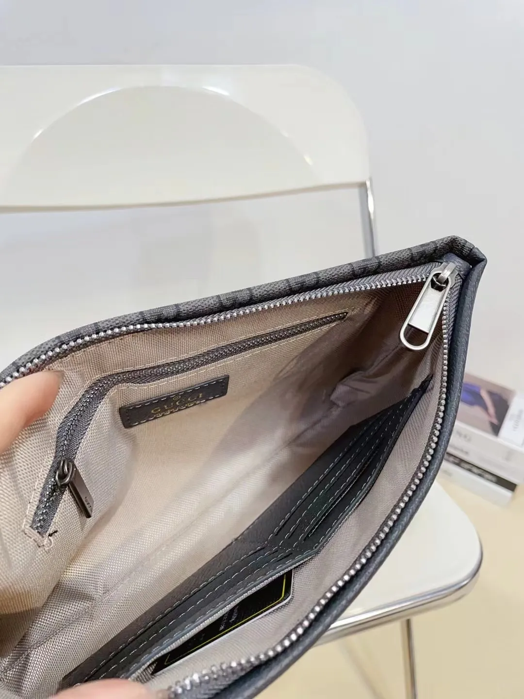 👑💰90礼盒包装 Gucci 古奇 酷奇手拿包 卡包钱包多功能男包 采用精湛镶嵌细工，实物拍摄 原厂原版面料 配送防尘袋 礼盒30.18cm