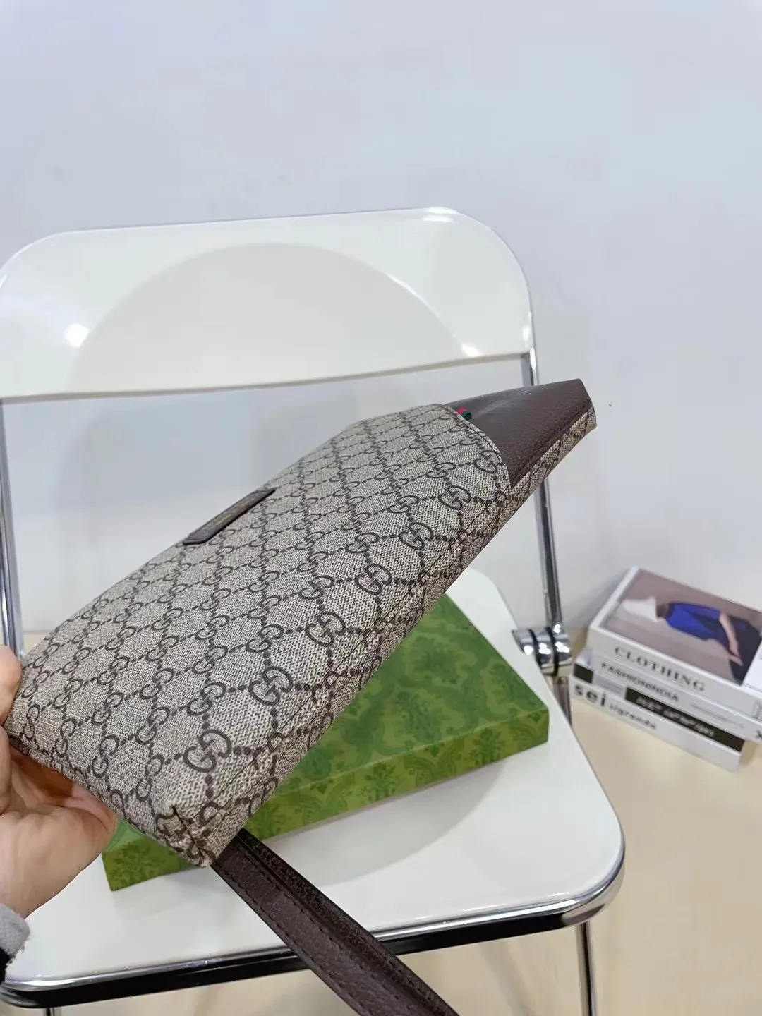 👑💰90礼盒包装 Gucci 古奇 酷奇手拿包 卡包钱包多功能男包 采用精湛镶嵌细工，实物拍摄 原厂原版面料 配送防尘袋 礼盒30.18cm