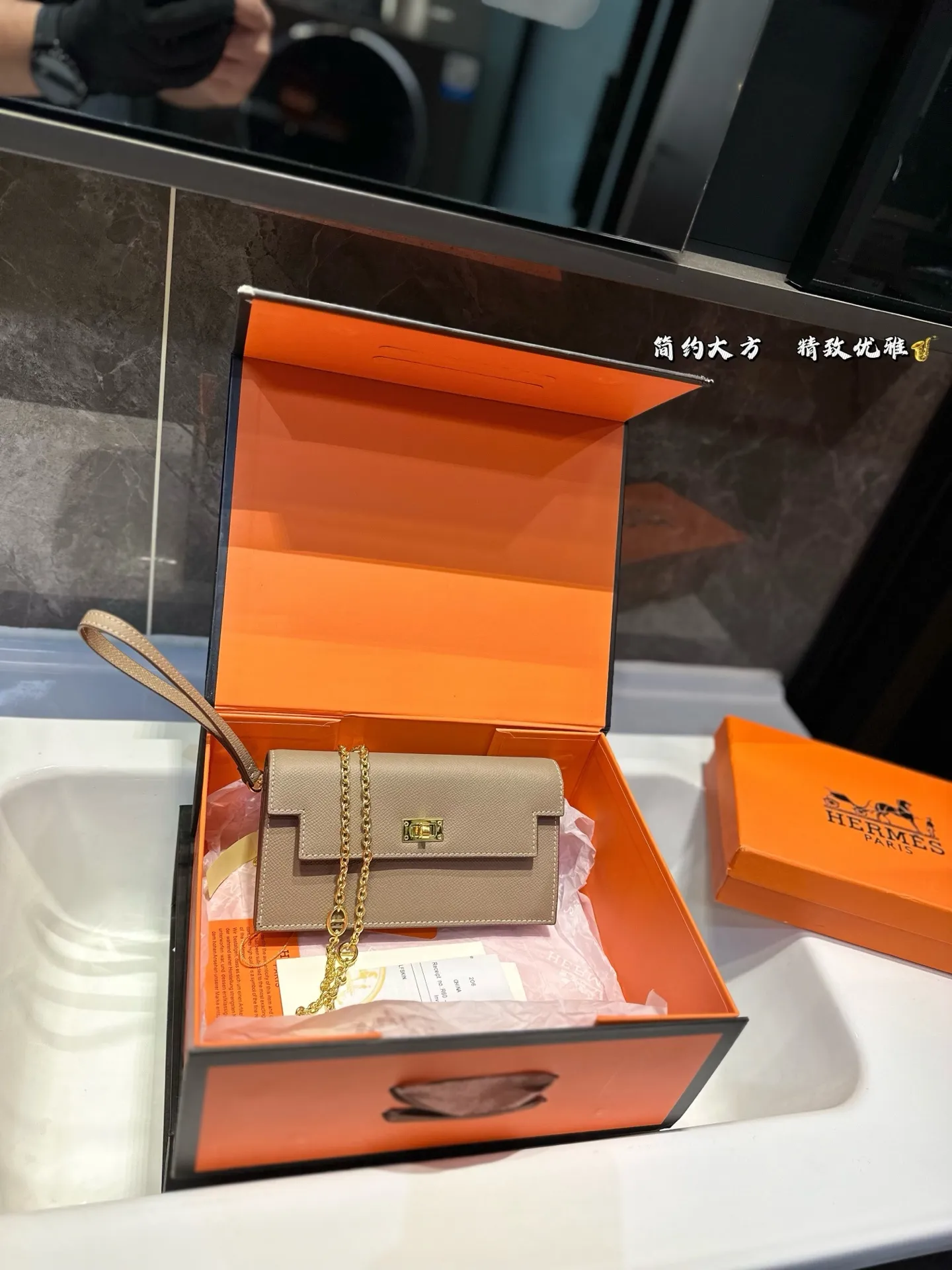 ❤️p130(礼盒包装)❤️ Hermes爱马仕 凯莉手包 斜背包 好随意搭配 不管怎么穿随便一背都好看 尺寸19×9