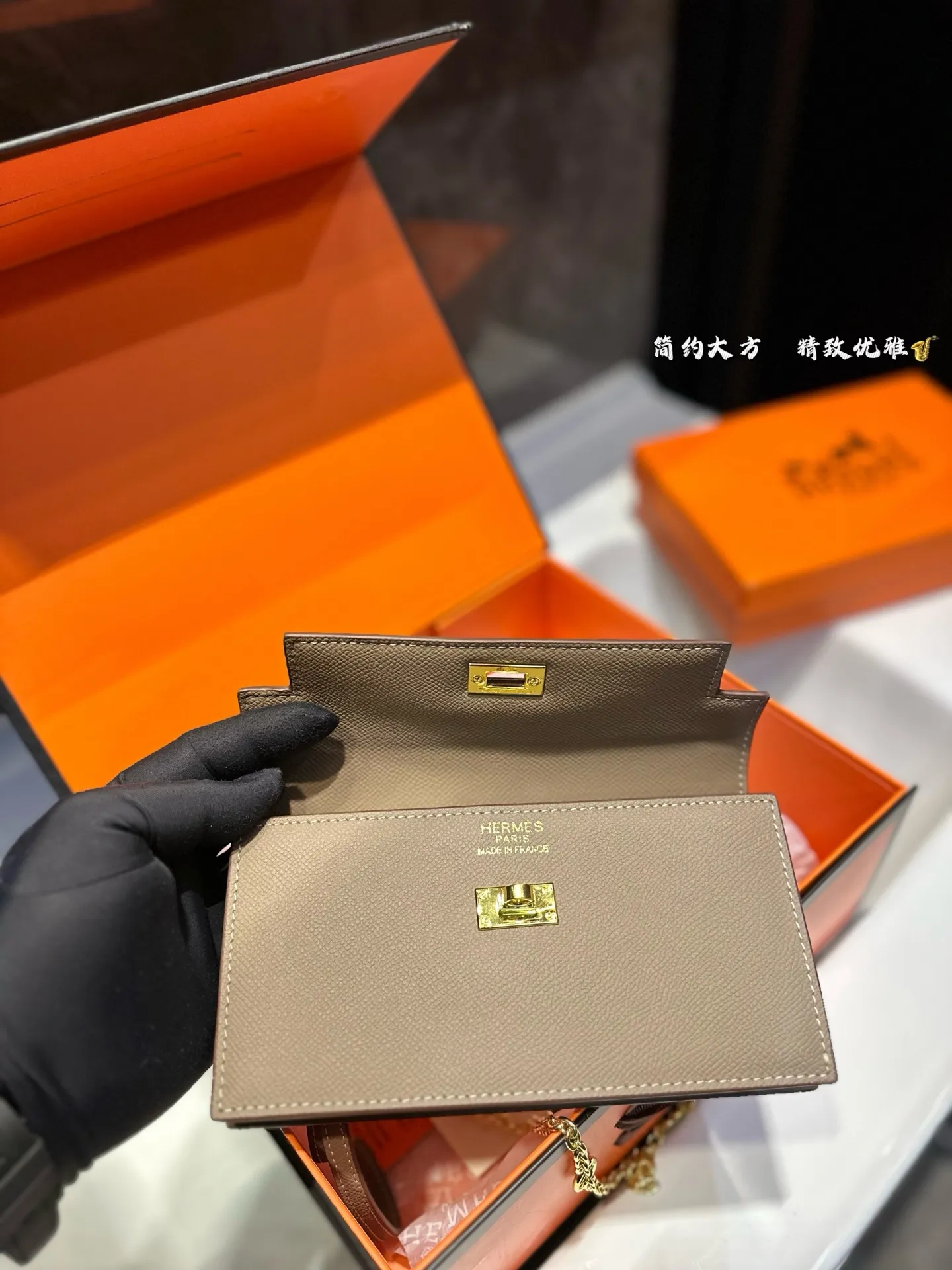 ❤️p130（礼盒包装）❤️ Hermes爱马仕 凯莉手包 斜背包 好随意搭配 不管怎么穿随便一背都好看 尺寸19&times;9