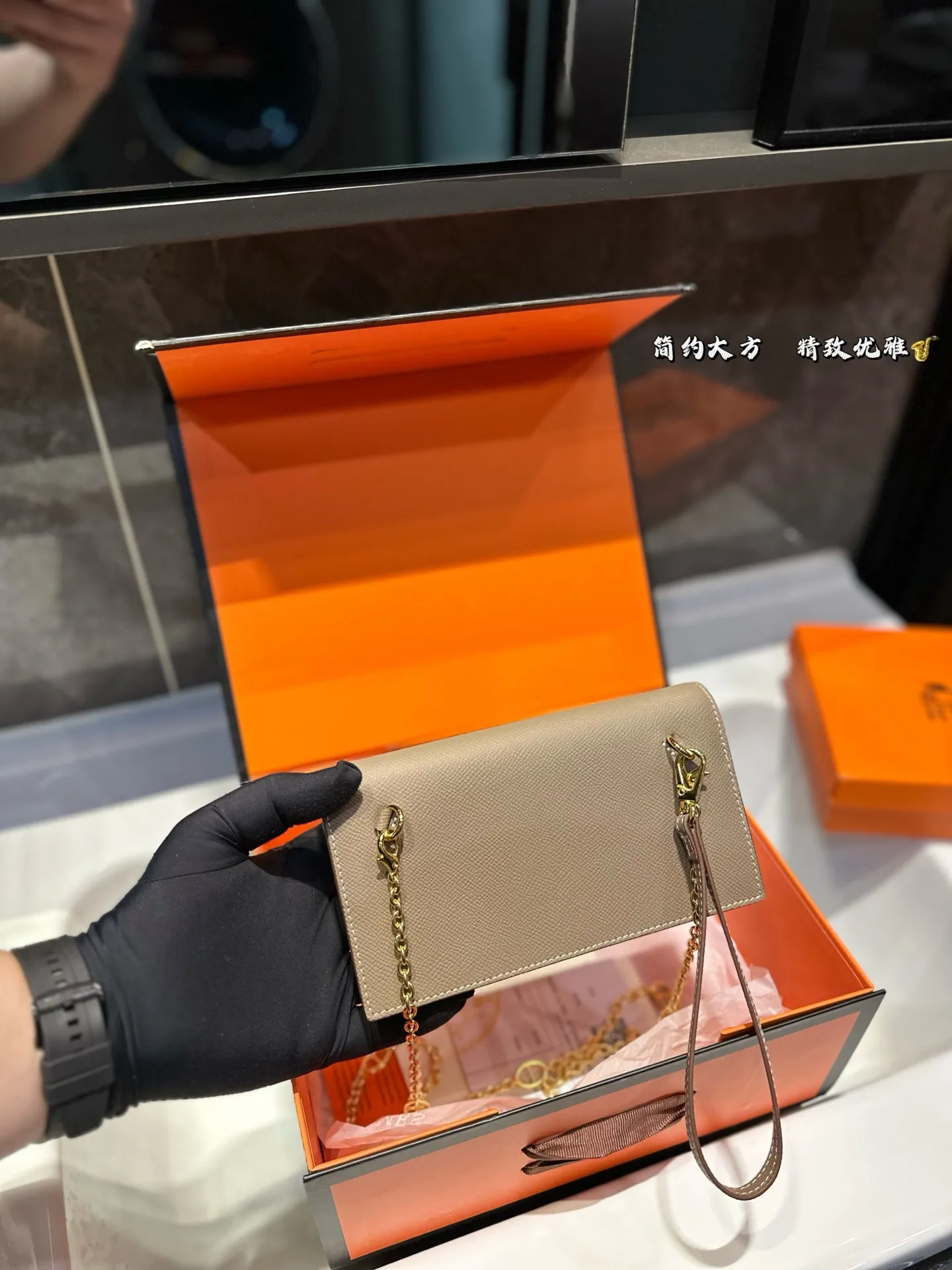 ❤️p130（礼盒包装）❤️ Hermes爱马仕 凯莉手包 斜背包 好随意搭配 不管怎么穿随便一背都好看 尺寸19&times;9