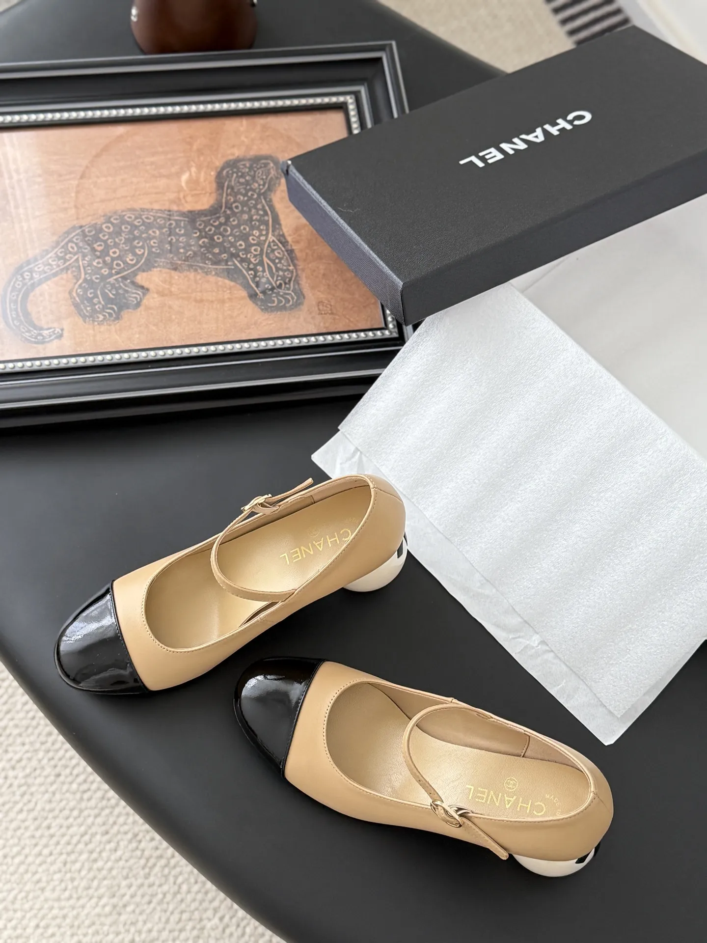 P 260 Chanel 25K秋冬新款珍珠单鞋 精彩亮点 巨型珍珠 原版开模珍珠 真皮大底 Size:35-39 其他码数定做