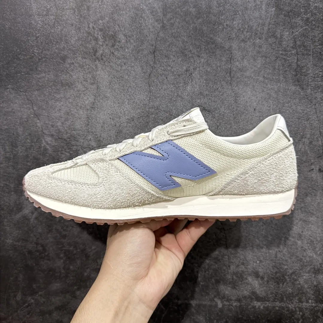 💰240 【总裁版】New Balance U471AA NB新百伦织物牛剖层革春夏薄底鞋防滑耐磨平衡轻便低帮生活休闲鞋 原档数据独立私模大底 唯一正确三层组合大底 特高弹切片加持 百分百还原原鞋脚感 NB市场最强产物 防伪原标全套原楦原纸板原厂数据开发 全鞋电脑针车加持 原厂网布 原装进口头层翻毛皮料正确绒感卡色 正确中底拉帮中底网布细节 匠心打造 耗时两个月开发完成 工艺极其复杂难度可想而知 高端零售专供产物 尺码:36 37 37.5 38 38.5 39.5 40 40.5 41.5 42 42.5 43 44 44.5 45 45.5 46.5 47 编码:NM280290