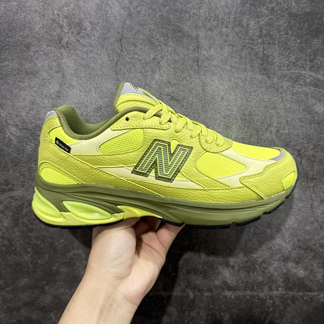 💰240 【纯原c版】New Balance M2010系列 新百伦 复古老爹风网布跑步休闲运动鞋 新百伦经典配色 沿袭了面世之初的经典科技 以ENCAP中底配以升级版 N-ERGY缓震物料 鞋面则采用特色的柔软麂皮搭以NewBalance经典的尼龙网布 低调中还原跑鞋本真 更年轻化的设计理念与材质 让新世代青年得以用全新视角体验经典鞋款的传奇魅力 货号:U2010RLC 尺码:36 37 37.5 38 38.5 39.5 40 40.5 41.5 42 42.5 43 44 45 编码:JP270290
