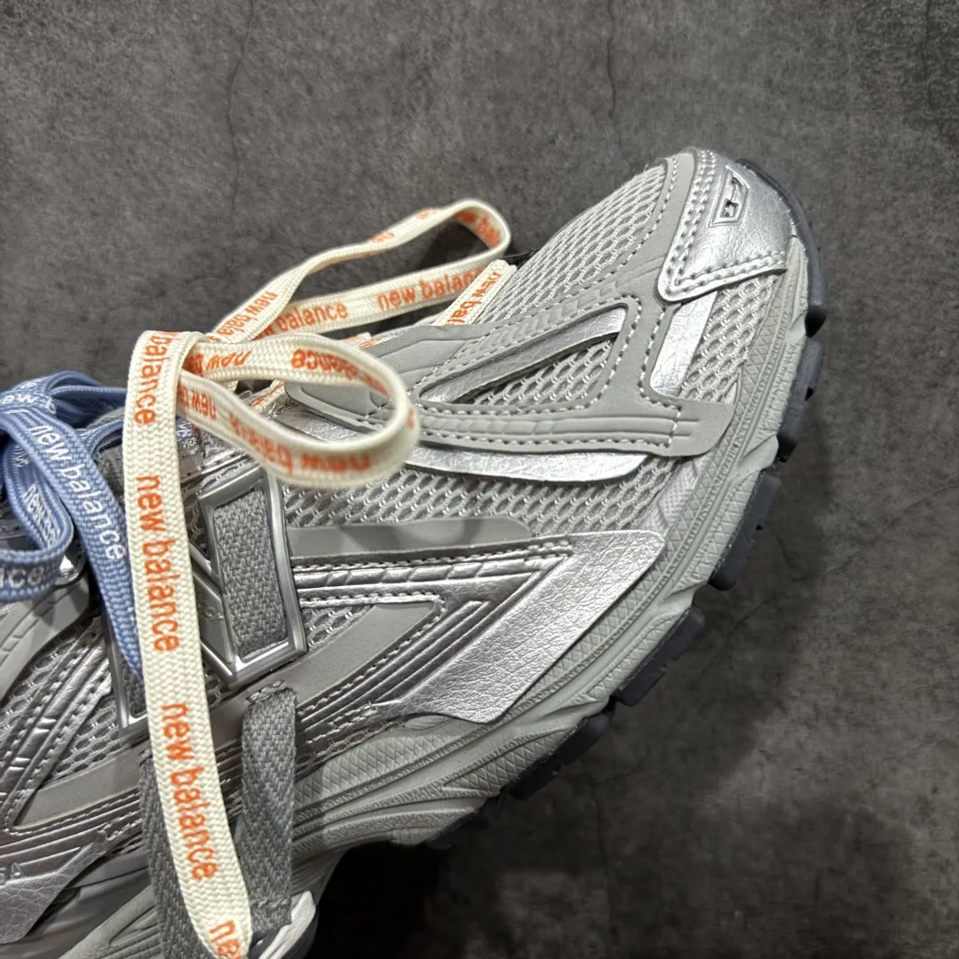 💰260 【纯原K版】新百伦New Balance M1906AR系列低帮复古老爹风休闲运动慢跑鞋 M1906AG 双绑带版本(另附一副原版鞋带) 全新大厂出品 市场第一梯队品质 绝对秒杀市场货 完美版型 正确组合大底 区别市场刷漆底版本 全套原楦原纸板原厂数据开发 进口三明治网面 原装进口皮料正确卡色 正确中底拉帮中底网布细节 原厂标裁 带紫光防伪 定制后跟透明水晶模块 冲裁组合 大底贴合程度胶水上色把控完美 整洁度挑战全网艺术家 多道序QC把关品质完善 匠心打造 耗时多月开发完成 工艺极其复杂难度可想而知 新开独立私模大底 正确六层组合大底 高端零售专供产物 Size:36 37 37.5 38 38.5 39 40 40.5 41 42 42.5 43 44 45 46 编码:X1B310320