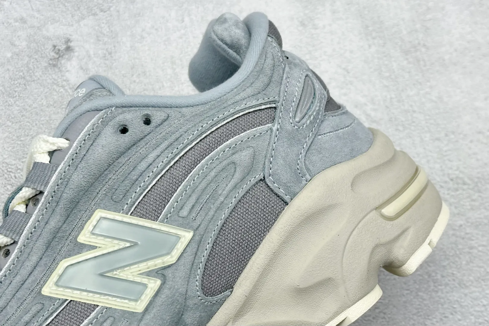 💰220 C版 New Balance 1000系列 复古老爹风低帮休闲运动跑步鞋 #小红书穿搭款式，原楦原纸版开发版型 货号：M1000KQ 尺码：36 37 37.5 38 38.5 39 40 40.5 41 42 42.5 43 44 44.5 45 46.5 编码：33