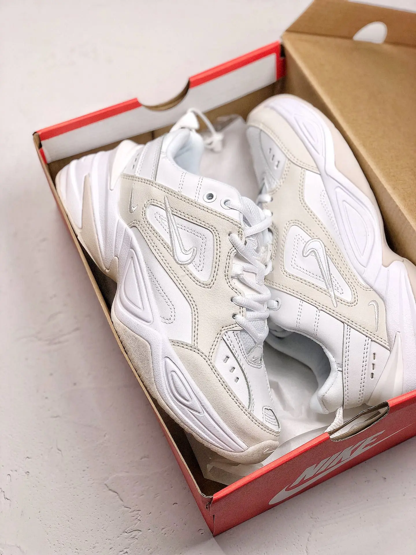 💰180 工厂专供 毒版公司货 【NK】耐克 Nike M2K Tekno 复古潮流 鲜艳颜色分明,TPU 细节采用黑色呈现 夏日里体现得干脆利落 更增添一分视觉层次,提升整体的时尚感!复古潮流百搭旅游老爹鞋 ⚠️36-45