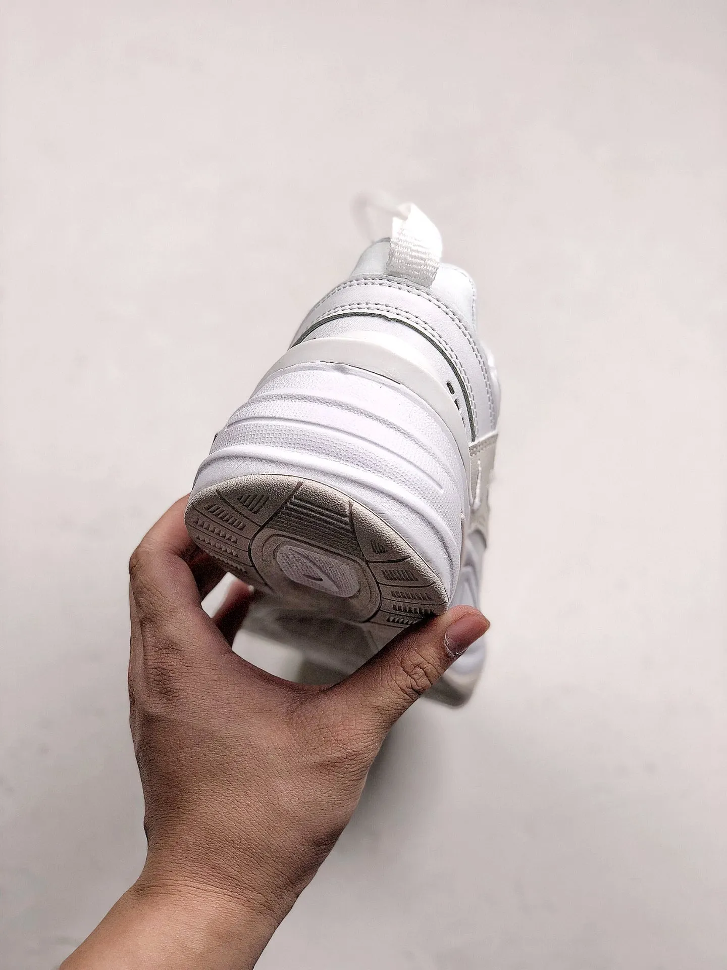 💰180 工厂专供 毒版公司货 【NK】耐克 Nike M2K Tekno 复古潮流 鲜艳颜色分明，TPU 细节采用黑色呈现 夏日里体现得干脆利落 更增添一分视觉层次，提升整体的时尚感！复古潮流百搭旅游老爹鞋 ⚠️36-45