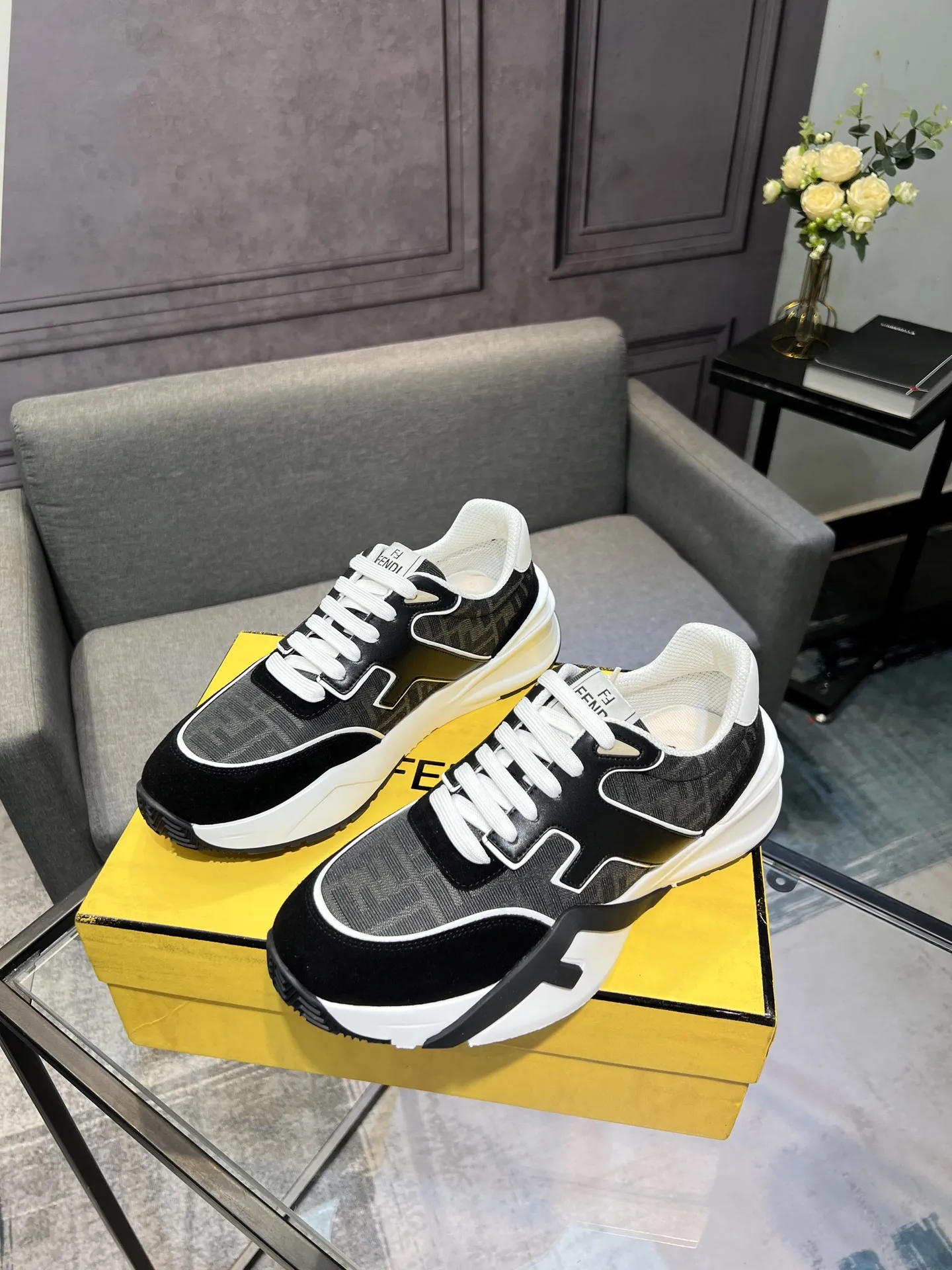 💰¥310 芬迪(FENDI)男士时尚休闲鞋👟爆款热卖🔥官网1:1复刻⬆️原单品质 -原版皮料- 原版透气网里 原版大底 1:1复刻,码数38-44(45-46订做)