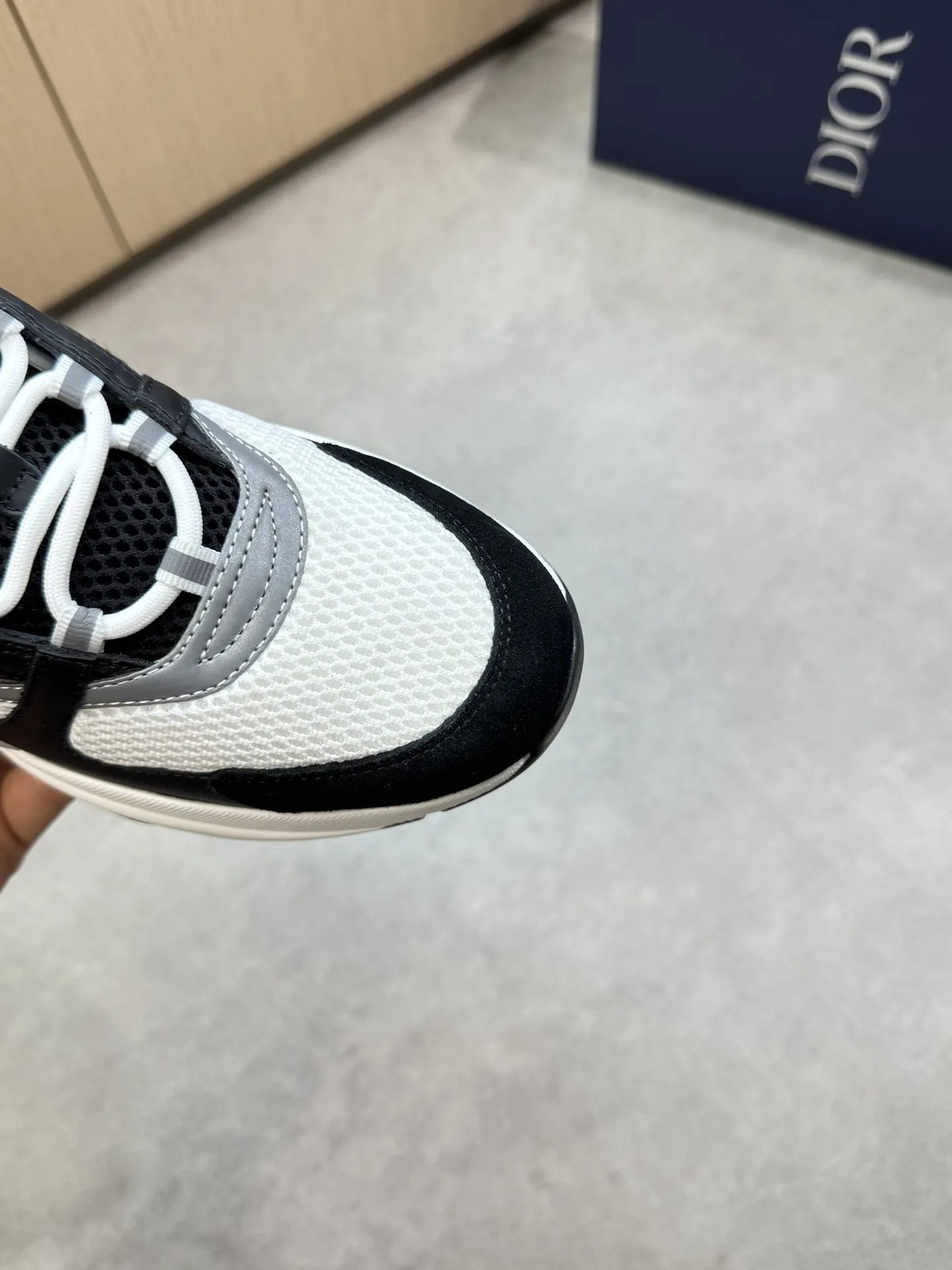 【 Dior】迪奥 P430💰 -高端品质 原单🔍🔍🔍休闲运动鞋 -鞋面:🔝纳帕小牛皮、高丝光网帆布匹、品牌图腾布匹、鞋舌.后跟;反光品牌织带 -内里:品牌帆布 -原版:超轻TPU发泡·橡胶;双色成型大底 -超高品控·做工精细:凸显(高端·贵气·档次) -Size :39-44(38、45、46,47,可订做)·D9285