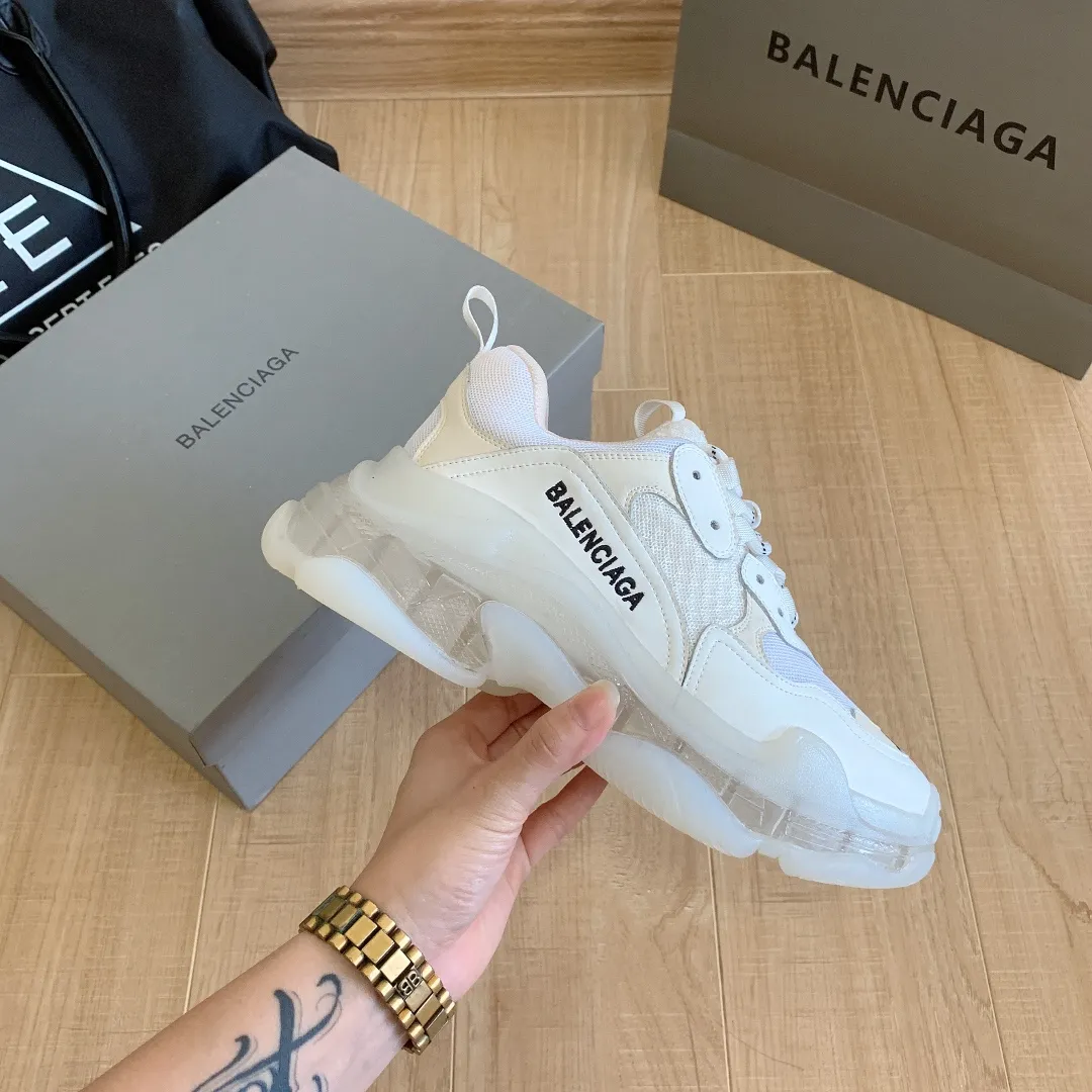 橙子出厂价💰185【白水晶】 BALENCIAGA 巴黎世家水晶底老爹鞋 颜色：黑、白、奶茶、灰白、紫罗兰、奶白 码数：女35-40，男39-44