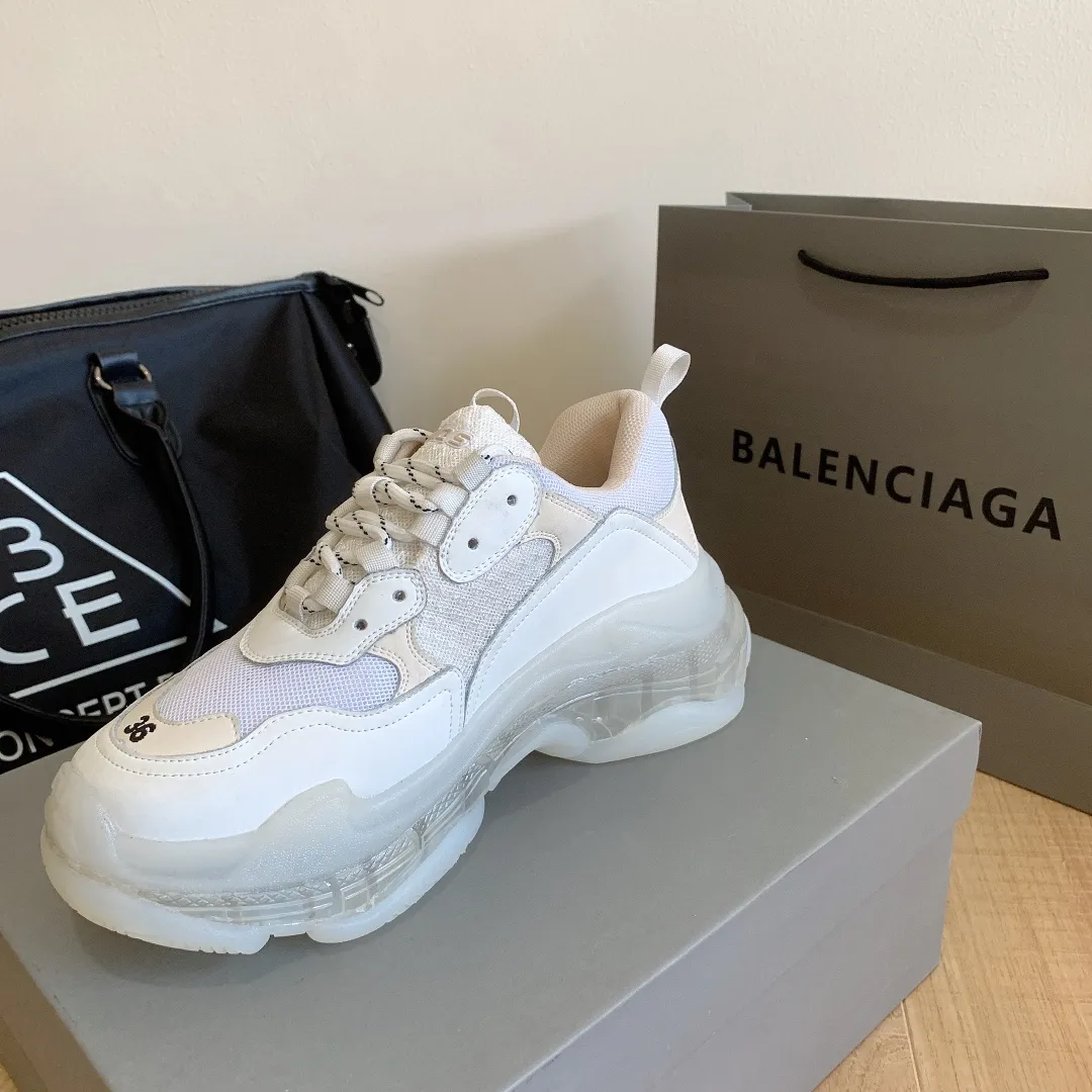 橙子出厂价💰185【白水晶】 BALENCIAGA 巴黎世家水晶底老爹鞋 颜色:黑、白、奶茶、灰白、紫罗兰、奶白 码数:女35-40,男39-44