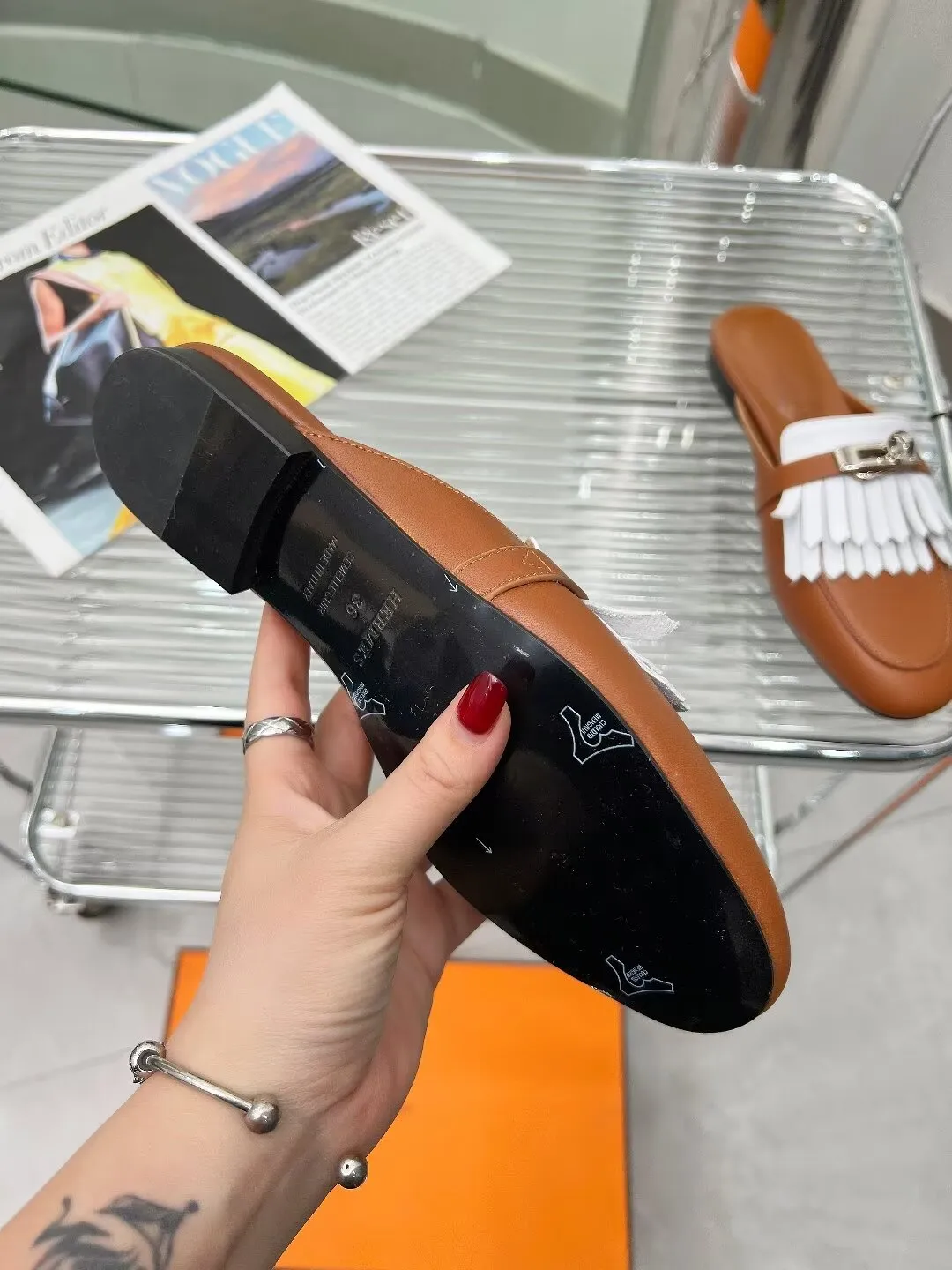 p180皮底➕40 Hermes 爱马仕经典款正品开模定制 五金纯钢五金，最强真空5重 电镀18k白金工艺，永不掉色.. 真皮油边工艺面料：牛皮内里：羊皮&lsquo;&rsquo;大底：橡胶大底码数：35～42