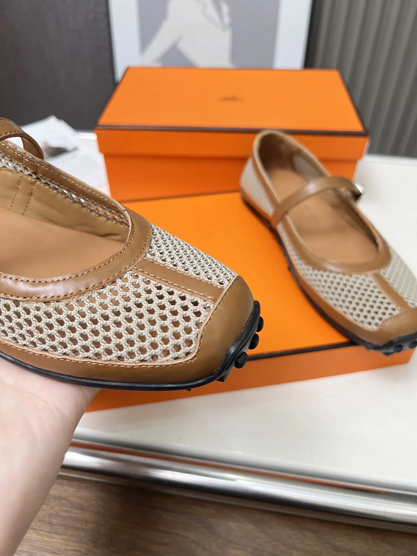 P190 Hermes 爱马仕新款!原版开发,头层牛皮面!新工艺网格!羊皮里,羊皮垫脚!35-41码