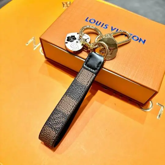 LV keyring 03lyh312 (1)
