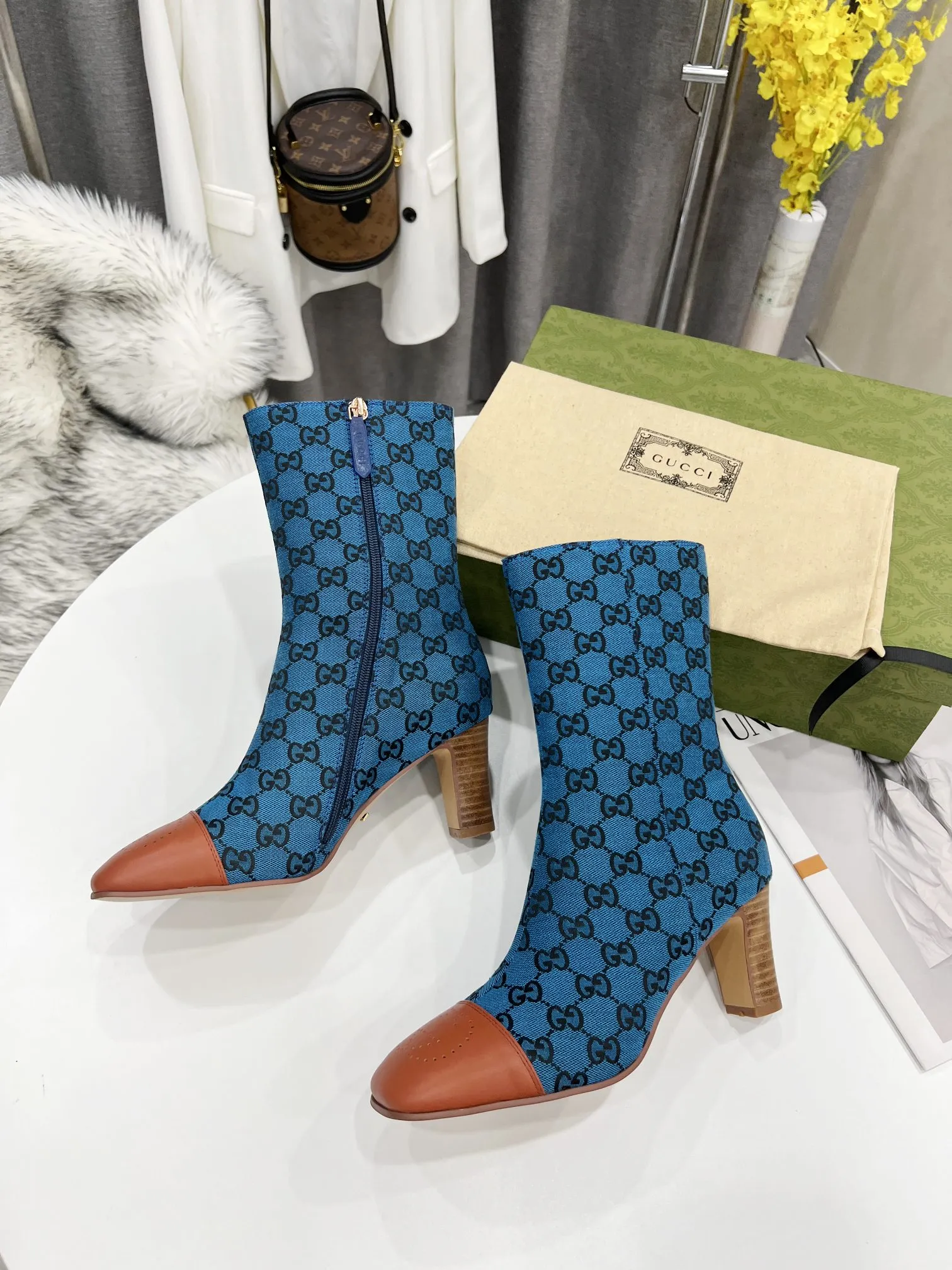 2021年GUCCI最新款 高跟6CM，P橡胶底290米，真皮底330米。 码数35-43