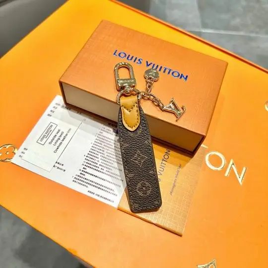 LV keyring 03lyh311 (1)
