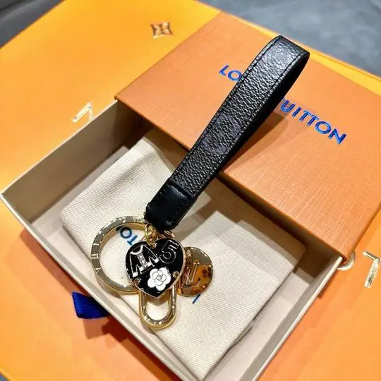 LV keyring 03lyh312 (1)