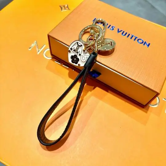 LV keyring 03lyh312 (1)