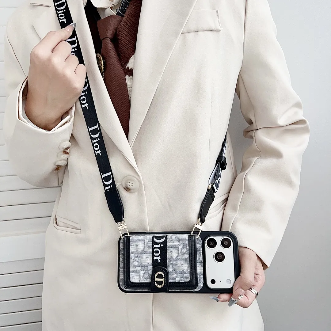 迪奥斜挎卡包壳