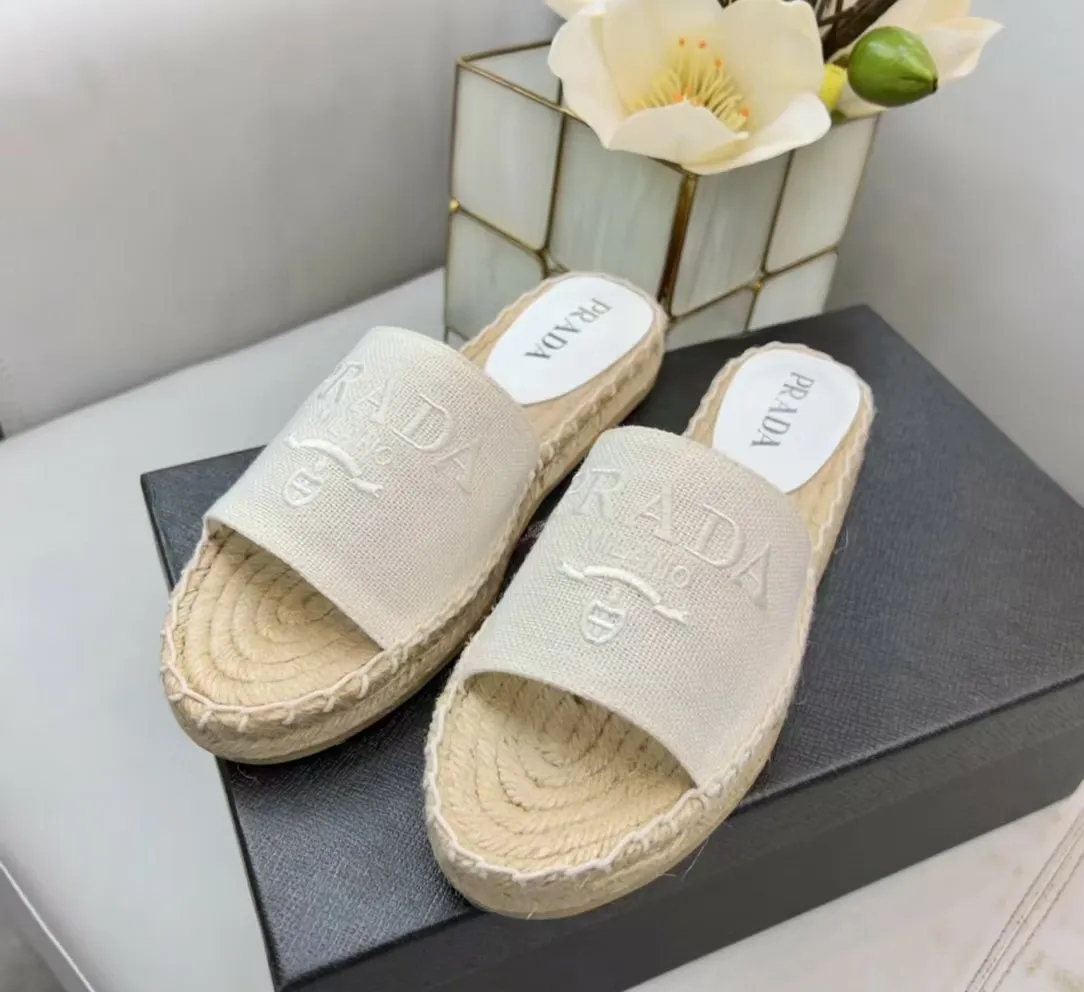 p170💰🔥Prada普拉达🔥2052最新渔夫鞋,鞋面原版斜纹布舒适透气、三角立体Logo绣花可谓是近年来主打系列 无论包包鞋子还是是衣服都非常的热门 ,上脚超🐔 舒适大方!专柜同步1:1开模💯进口耐磨象胶大底!进口水染羊皮里!5色可选🔥码数,35-40{41,42可定做}