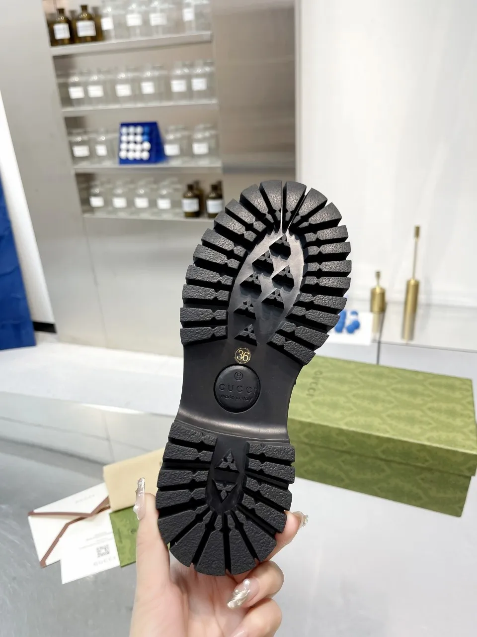 💛P270💰 Gucci古驰2023早春新品!原版开发高版本,男女款都有开边珠品质保证始终如一 码数:女35-41# 男39-45#