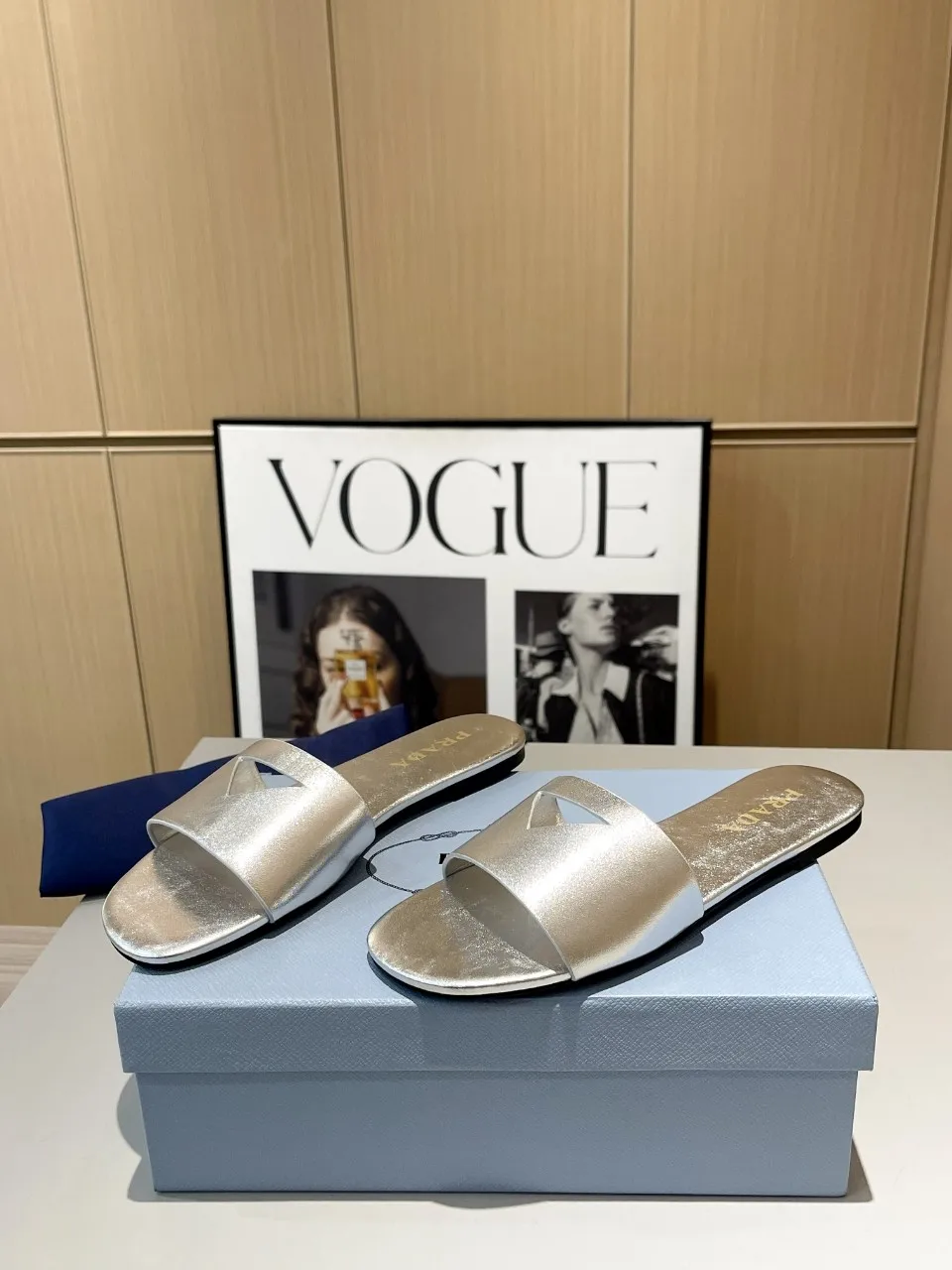 普拉达，2024最新款，码数35-43，出厂价:150（真皮底加30）