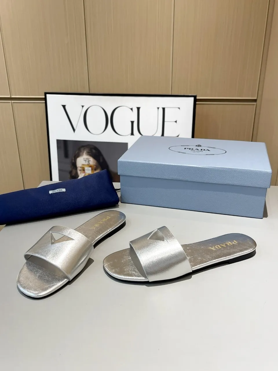 普拉达，2024最新款，码数35-43，出厂价:150（真皮底加30）