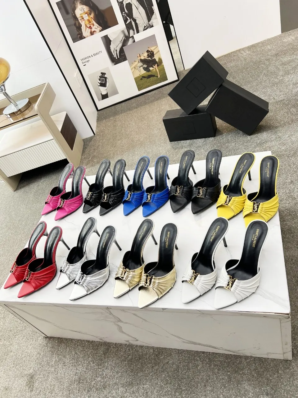 p210 YSL拖鞋,原版字母扣,手工捏皱,羊皮面,羊皮里,意大利真皮大底,跟高9厘米(原版跟高),34码到41码