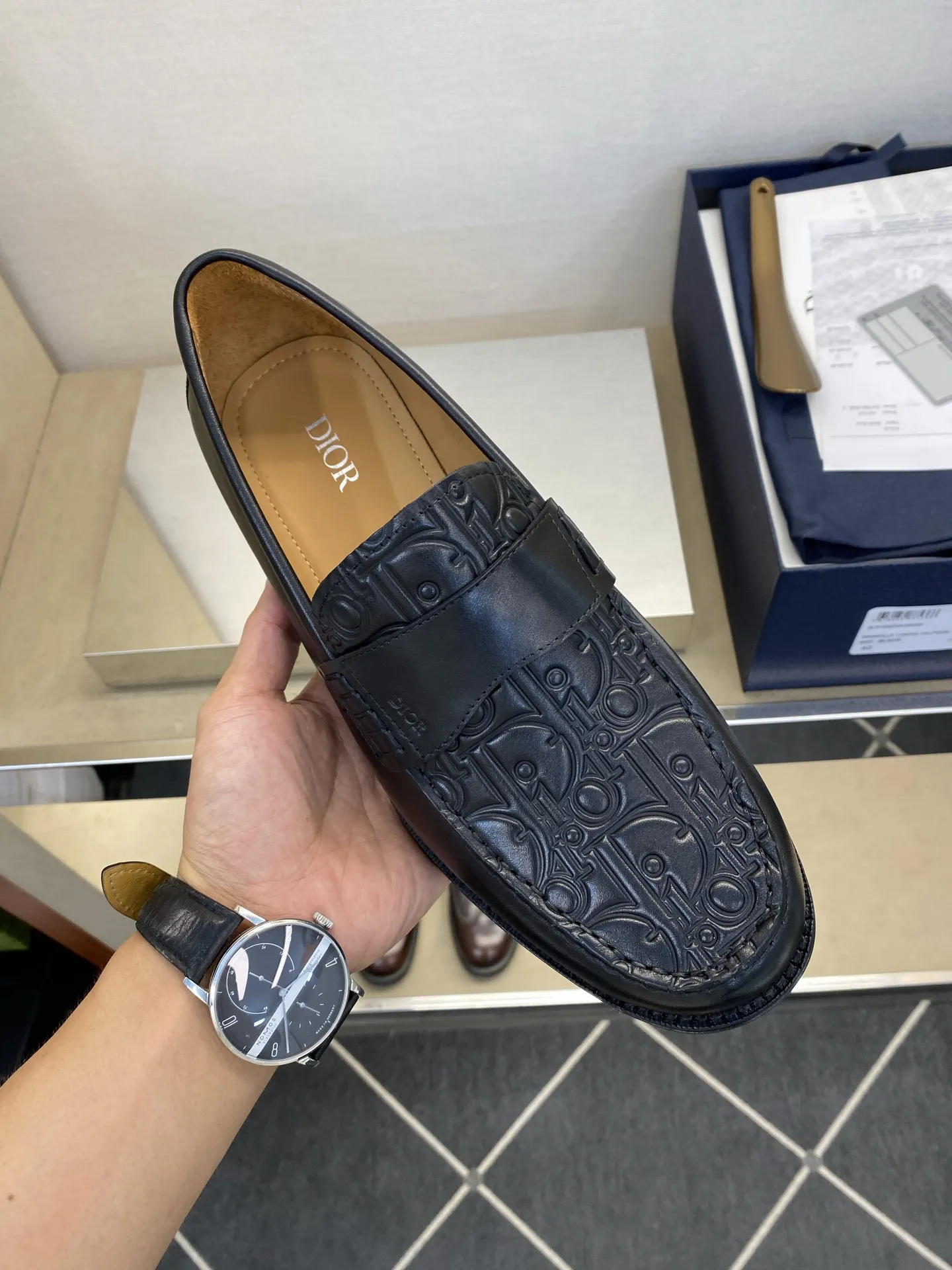 ¥500➰DIOR 正装乐福鞋/真皮大底 size:38-46