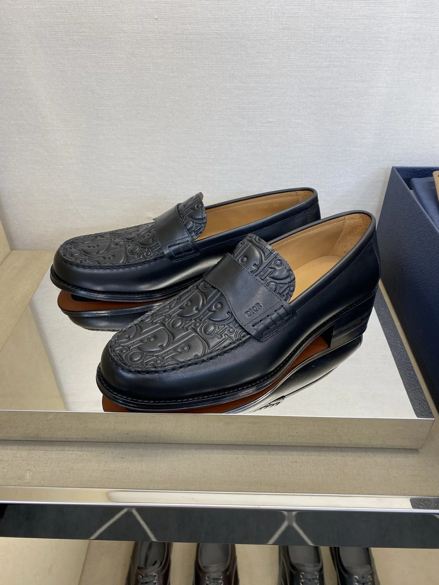 &yen;500➰DIOR 正装乐福鞋/真皮大底 size:38-46