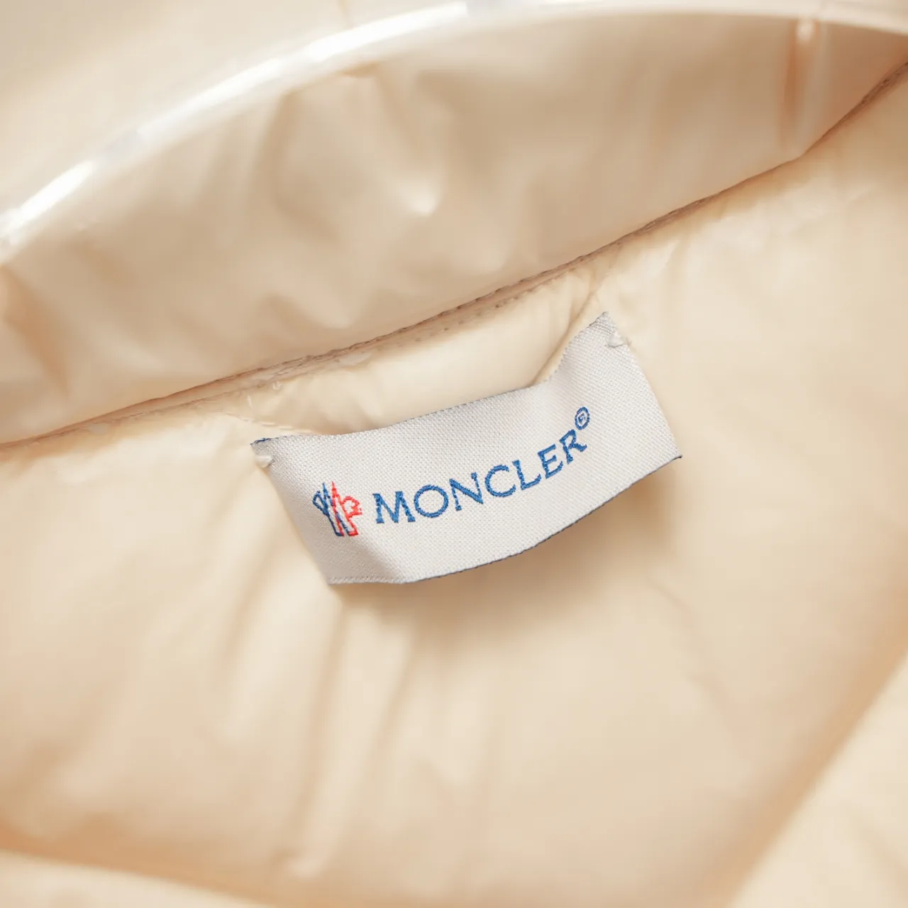 工厂直供💰330 MONCLER丨蒙口斜纹针织袖标立领羽绒服 配色:粉色 尺码:S-L