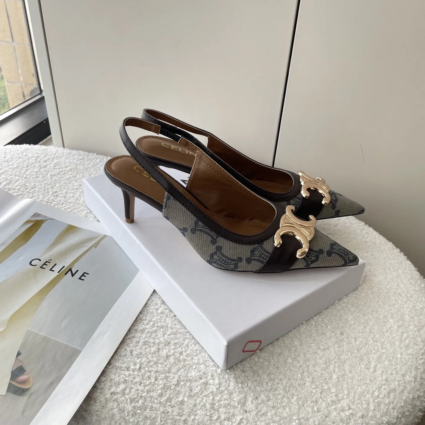 橙子出厂价💰100 CELINE 赛琳 春夏新款 凯旋门尖头高跟凉鞋 细跟单鞋 通勤女鞋 跟高：6CM 码数：34-42