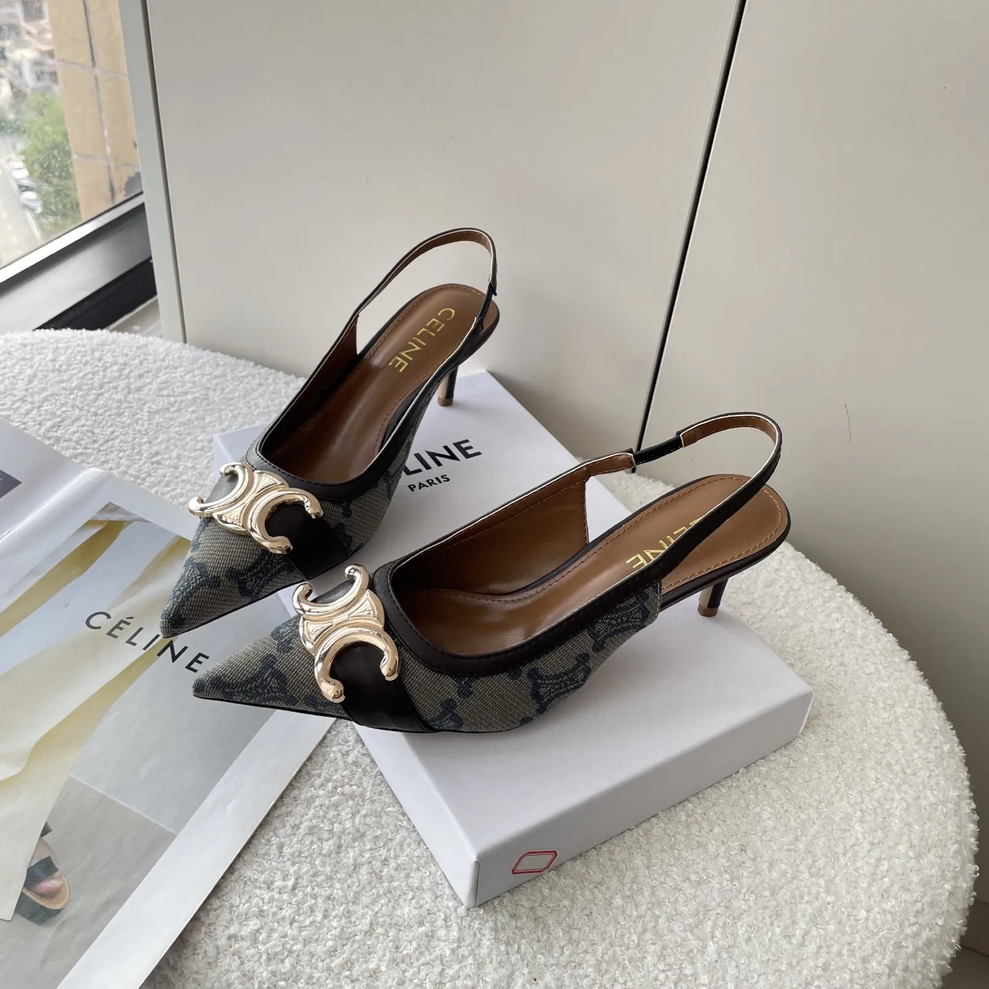 橙子出厂价💰100 CELINE 赛琳 春夏新款 凯旋门尖头高跟凉鞋 细跟单鞋 通勤女鞋 跟高：6CM 码数：34-42