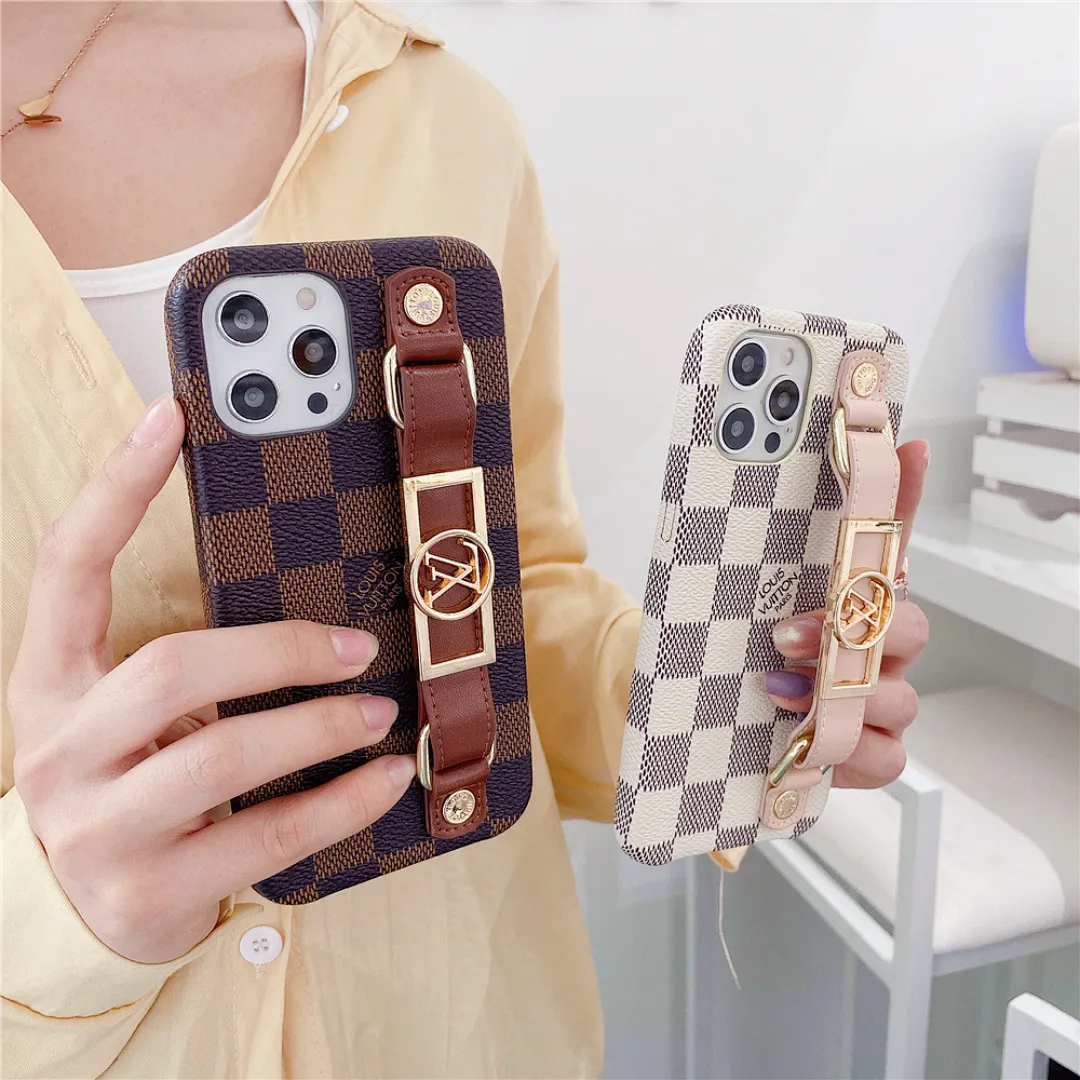 LV 达芙妮手腕带壳