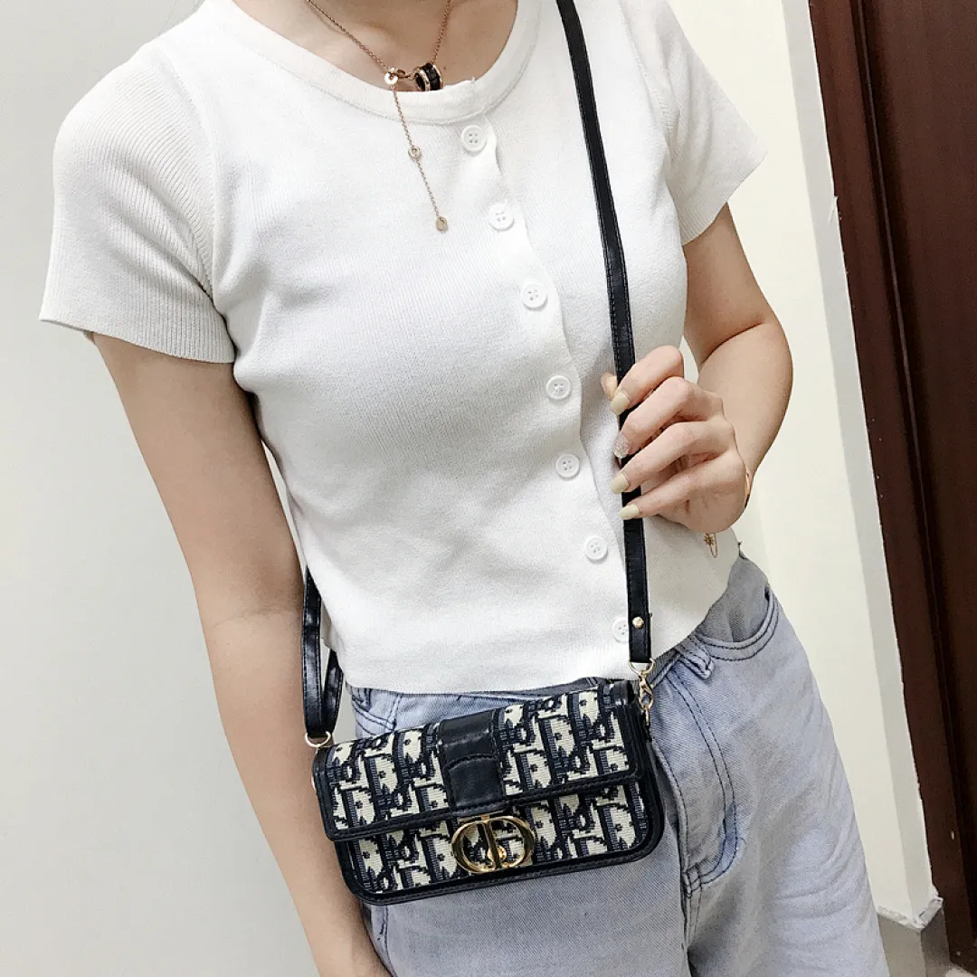 Dior蒙田斜挎通用包包
