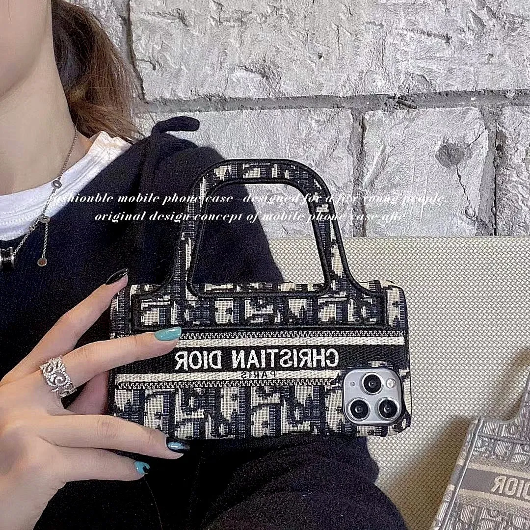 Dior刺绣手提包7-14pm无mini