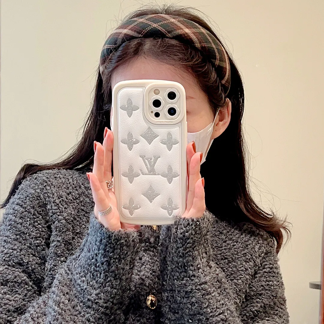 LV闪粉-花朵相孔