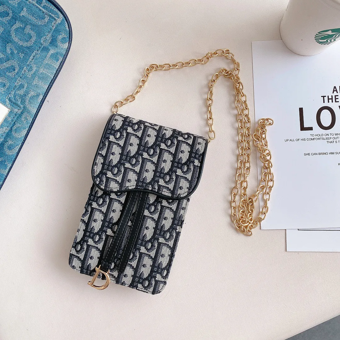 刺绣迪奥 Dior 大包