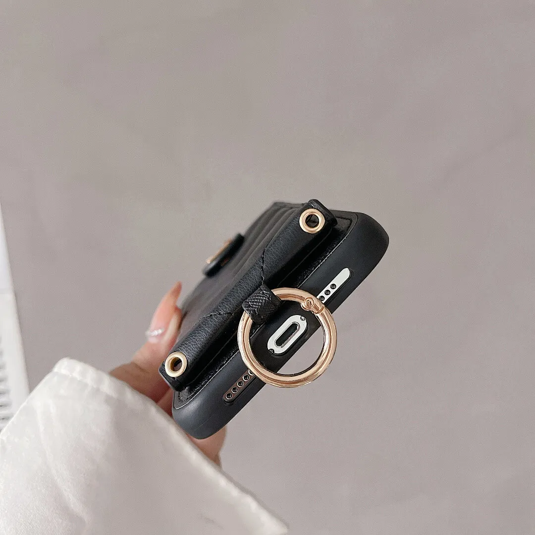 LV标上下开V型绣花壳