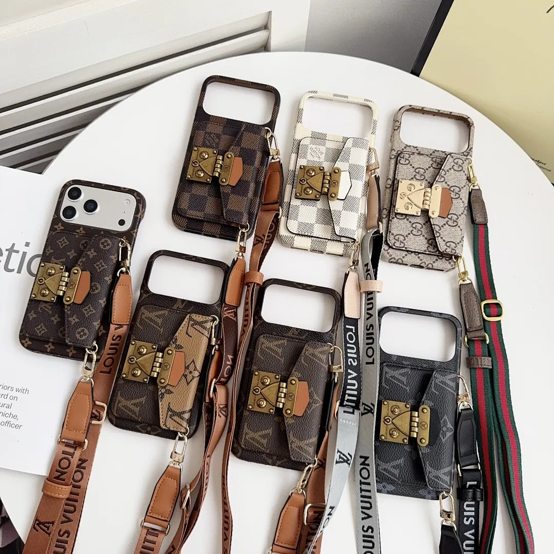 LV新PC壳邮差卡包