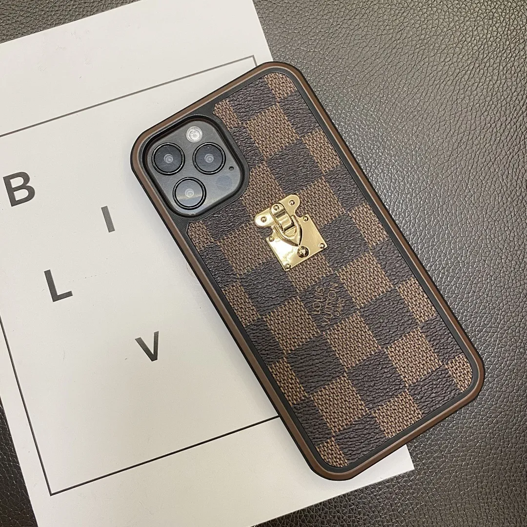 LV经典款锁扣双色边框壳