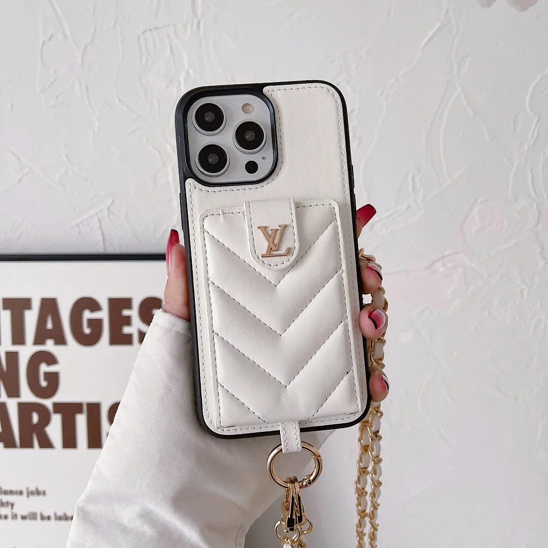 LV标上下开V型绣花壳