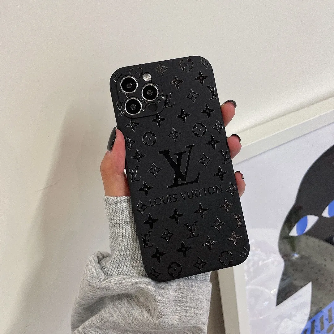 LV 小花字母