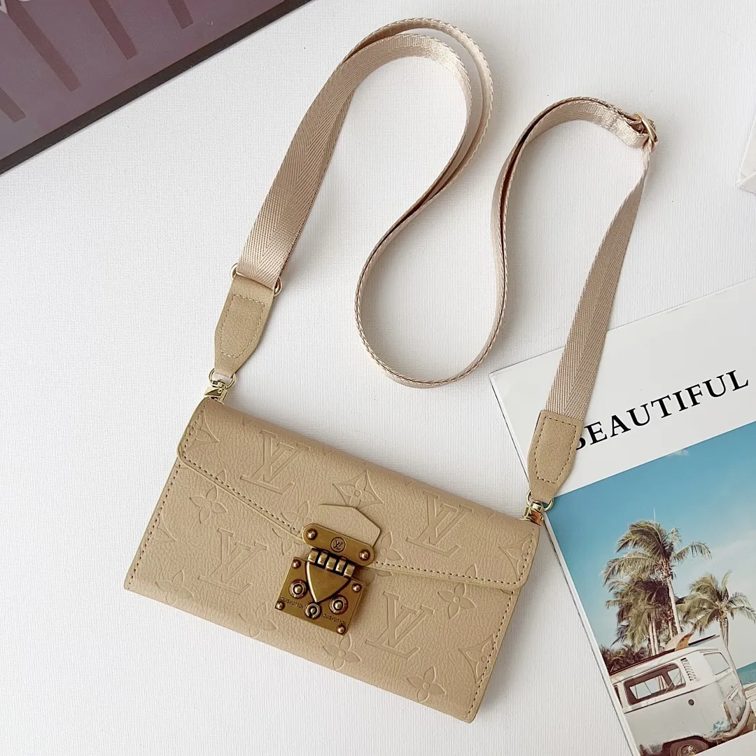 LV 三折皮套 压印花 挂绳+手链+丝巾手腕绳(苹果7-17PM,三星型号S22-S26U)