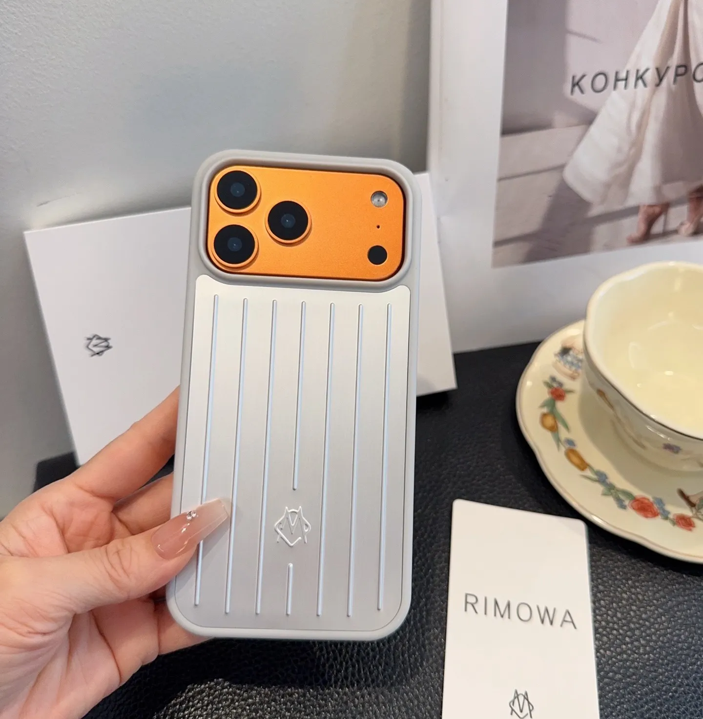 💰95 配原版包装(⚠️包装损坏不做退换货)🔥 日默瓦17系列手机壳 铝镁合金全包手机壳 官网款原版复刻 全套原版包装 型号:为了不出现报错型号,请打开本机查看手机设置显示的型号 现货型号👇 iPhone17 iPhone17pro iPhone17pro max