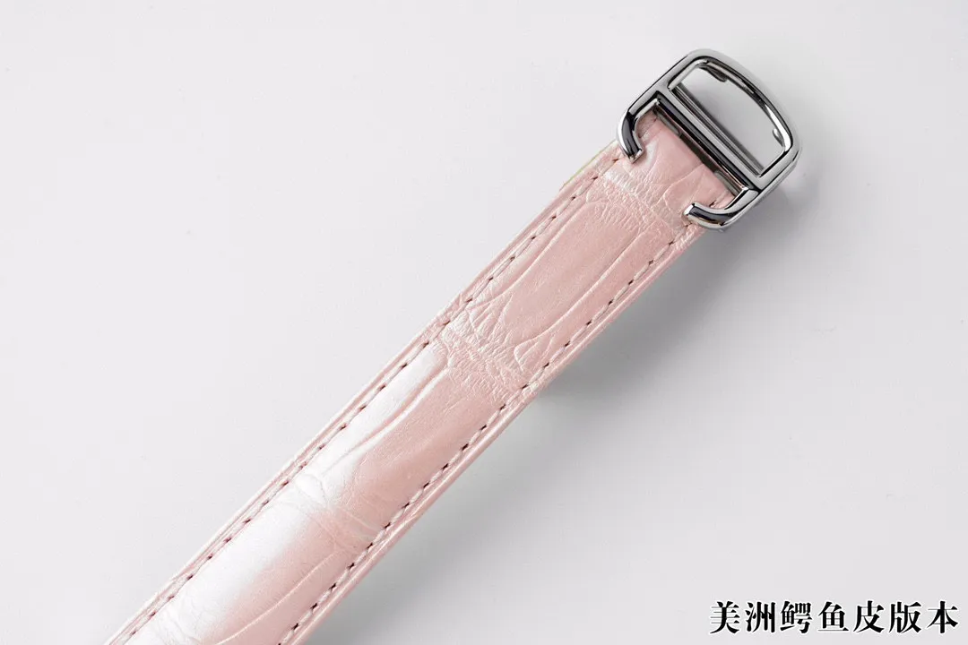 市场最高版本 最高复刻 卡.地亚CartierV7升级版 专柜品质！🎮 1⃣️【市场最高复刻1-1】V6厂最新升级版本 卡地亚蓝气球系列 2⃣️直径🈶28MM-33MM-36MM-42MM 3⃣️石英款/机械款-市面最高版本镜面凸形鱼眼！ 4⃣️蓝宝石把头，蓝色宝石颜色！🎮 5⃣️石英机芯/搭配6T51机芯机械/2824全自动机械机芯!恒久稳定！自动锤已全部升级原装LOGO及日内瓦洗纹！ 卡.地亚蓝气球标杆-V6出品，是您唯一首选！V6出品 必属精品 您值得拥有！ 立即抢购👉 立即抢购👉