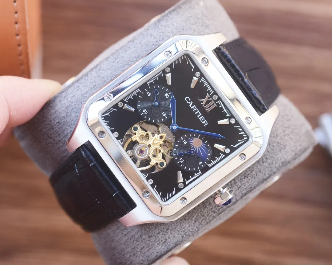 500 男人挚爱 镂空腕表⌚️ 【最新】:卡地亚🔥最佳设计🔥独家首发🔥 【类型】:精品男士腕表 【表带】:真牛皮表带 【机芯】:全自动机械机芯 【镜面】:矿物质强化玻璃(更高清) 品味高雅 浩瀚大气 匠心独运 腕间瑰宝 尺寸:直径41mm厚12mm热卖上市!欢迎转载!