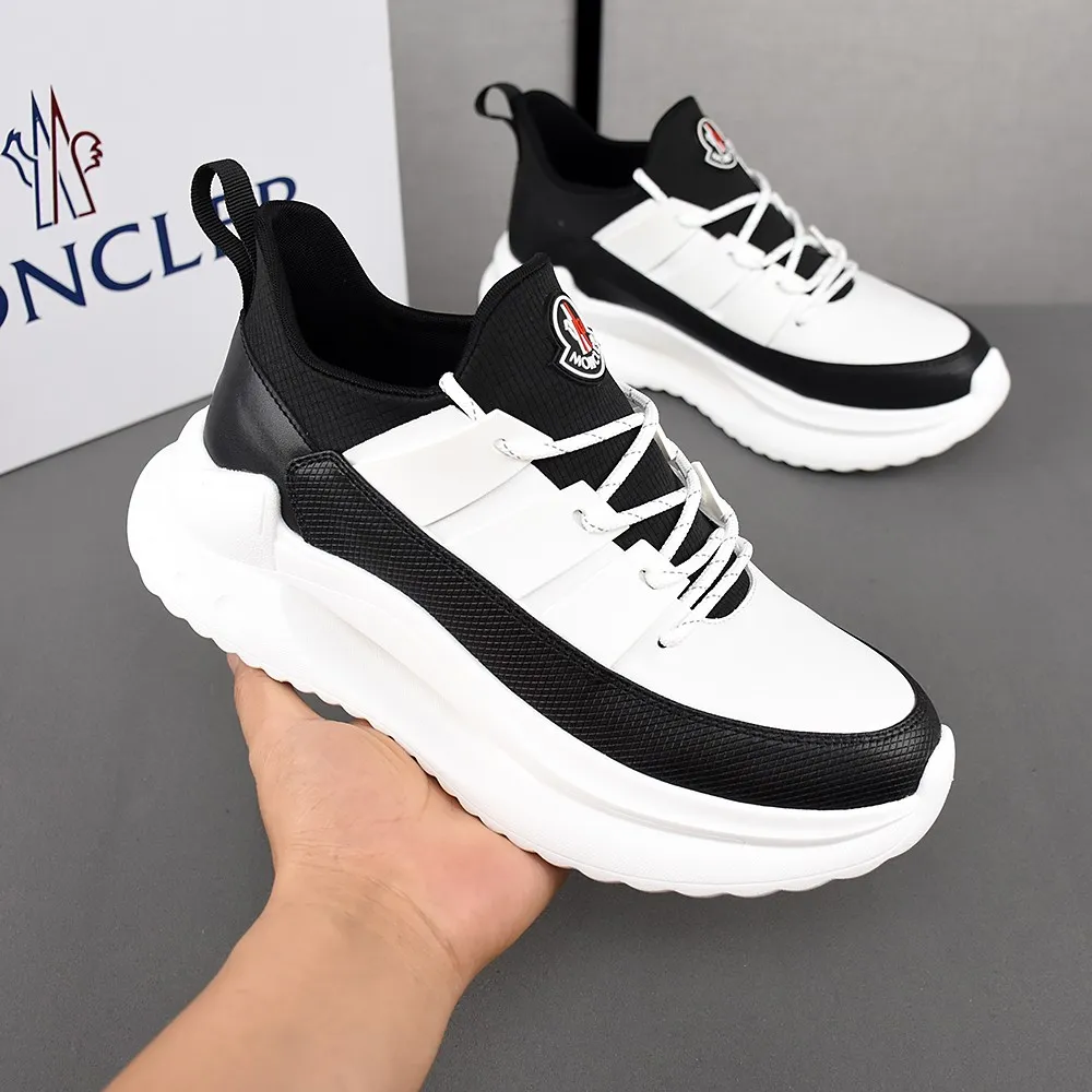 PP290👟👟👟 Moncler蒙口男士户外系带运动鞋，具有舒适防滑性能，专为户外跑步或都市漫步而设。兼备创新、功能性与图形细节于一体，从高山氛围汲取灵感，诠释潮流时尚。多种原版材料拼接而成，鞋面采用鞋带和橡胶嵌件设计，大底采发泡超轻大底，具有高弹性高耐磨性，提高舒适性！39-44(38和45定做)4色可选